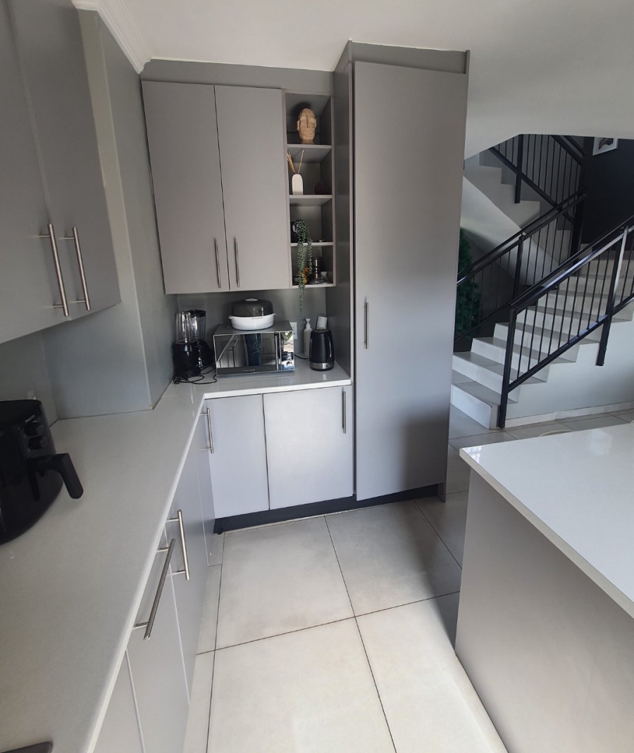 To Let 3 Bedroom Property for Rent in La Camargue Private Country Estate North West